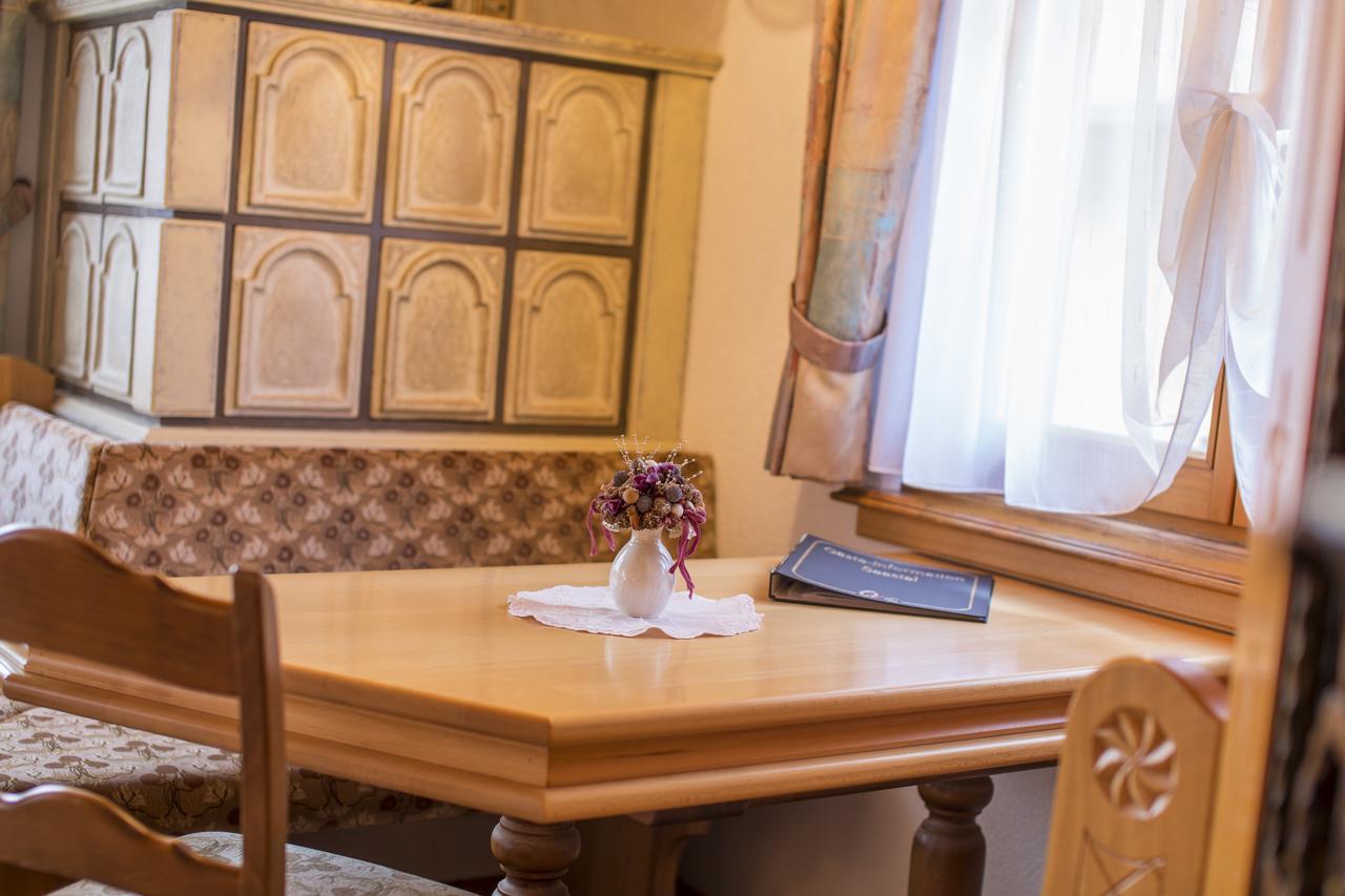 Hotel Olympia ساس-الماغيل المظهر الخارجي الصورة