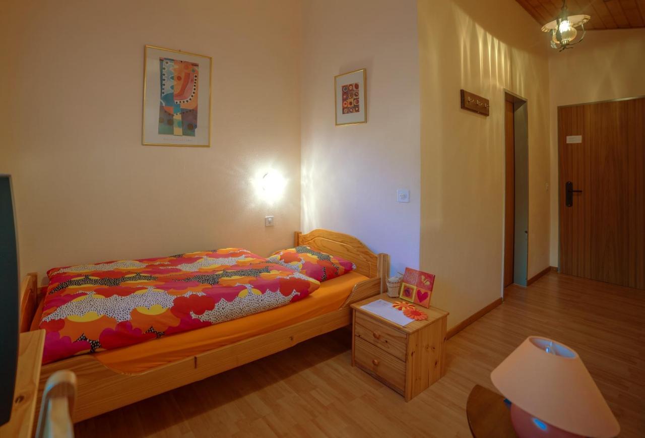 Hotel Olympia ساس-الماغيل المظهر الخارجي الصورة